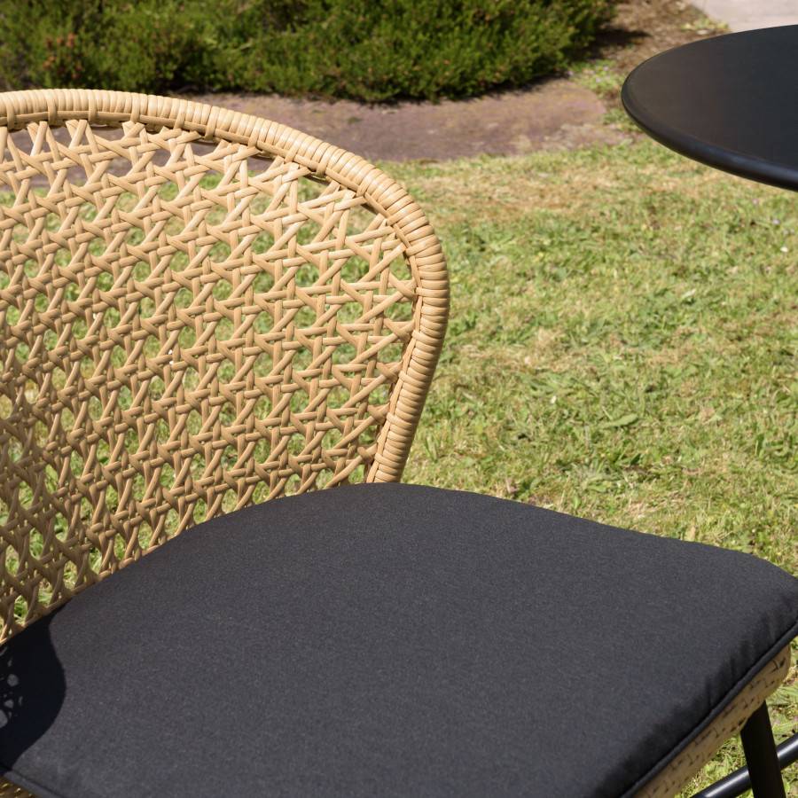 Macabane - MALO - SALON DE JARDIN 4 PERS. - 1 Table ronde 120x120cm et 4 chaises beiges et noires - Imagen 8