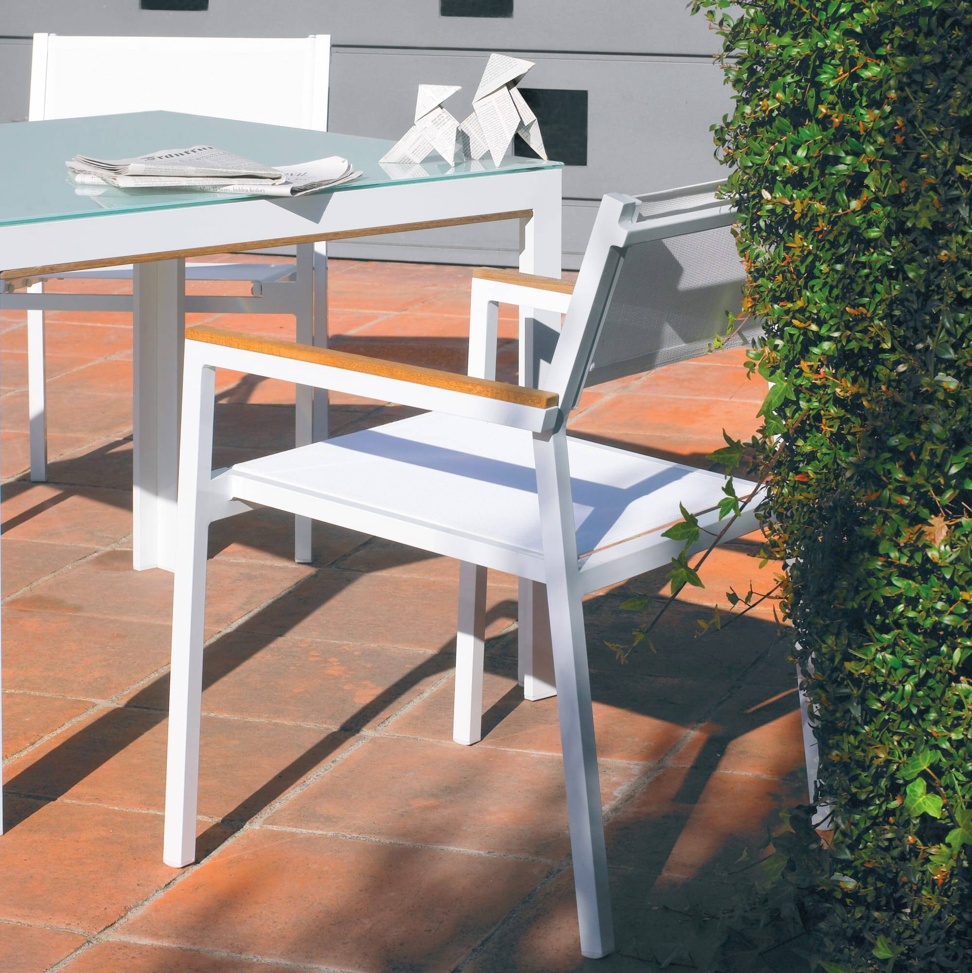 Table carrée extérieure 80x80 blanc SHIO garbar - Image 5