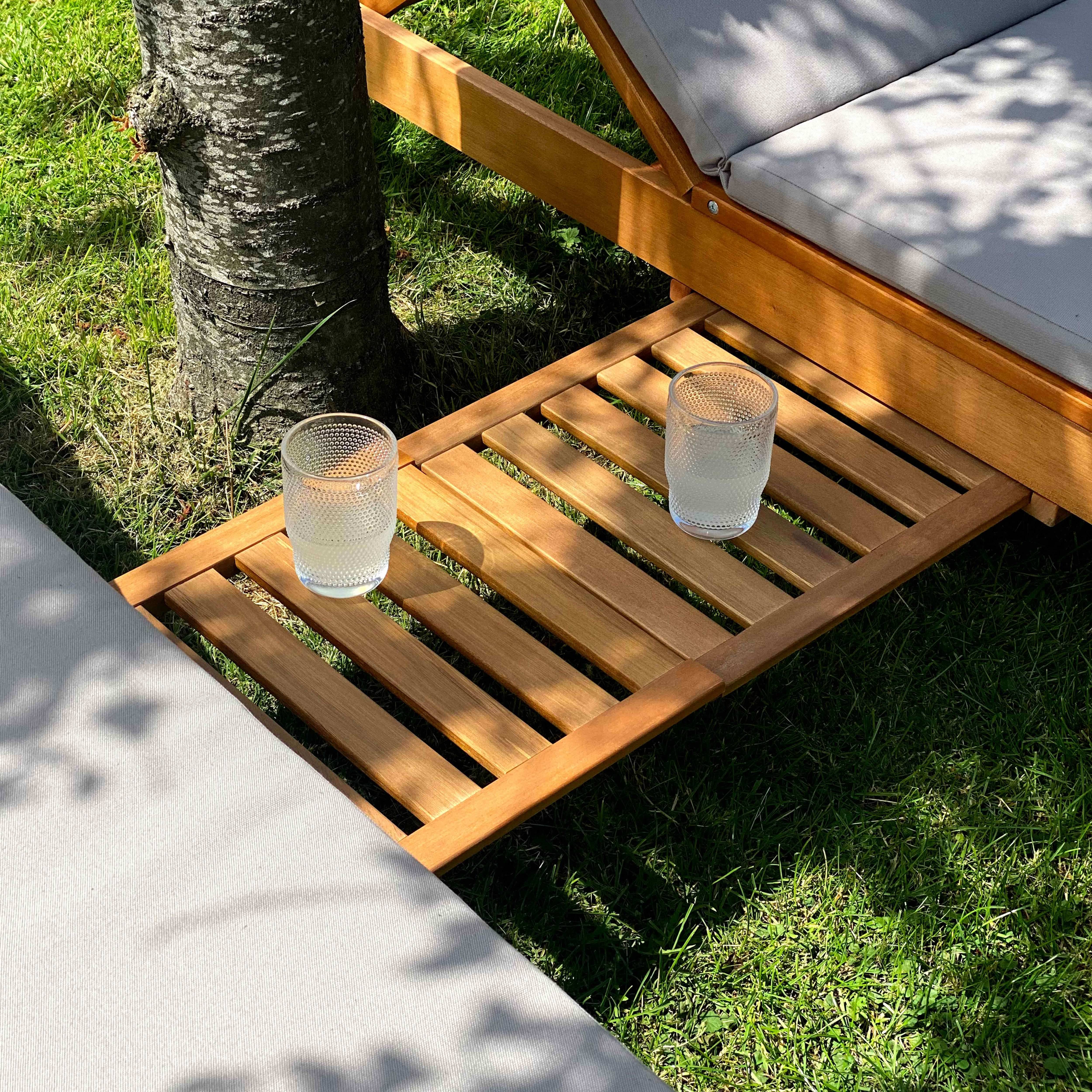 Oviala - Lot de 2 bains de soleil avec coussin et tablette en bois taupe - Oviala - Imagen 4