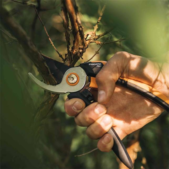 Fiskars - Sécateur Solid à lame franche P341 - Ø 20 mm - poignée en acier solide Fiskars - Imagen 2