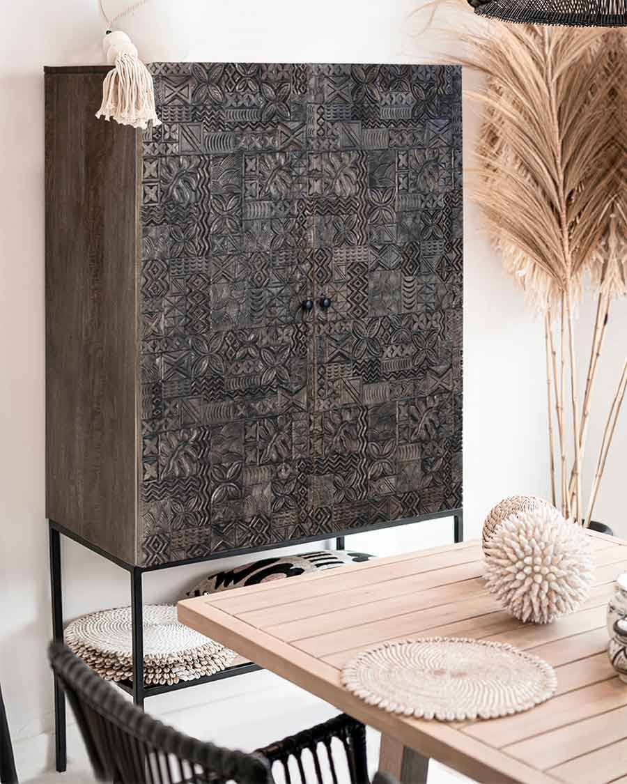 Hawaï - Armoire noire en manguier massif sculpté - UNIQKA - Imagen 2