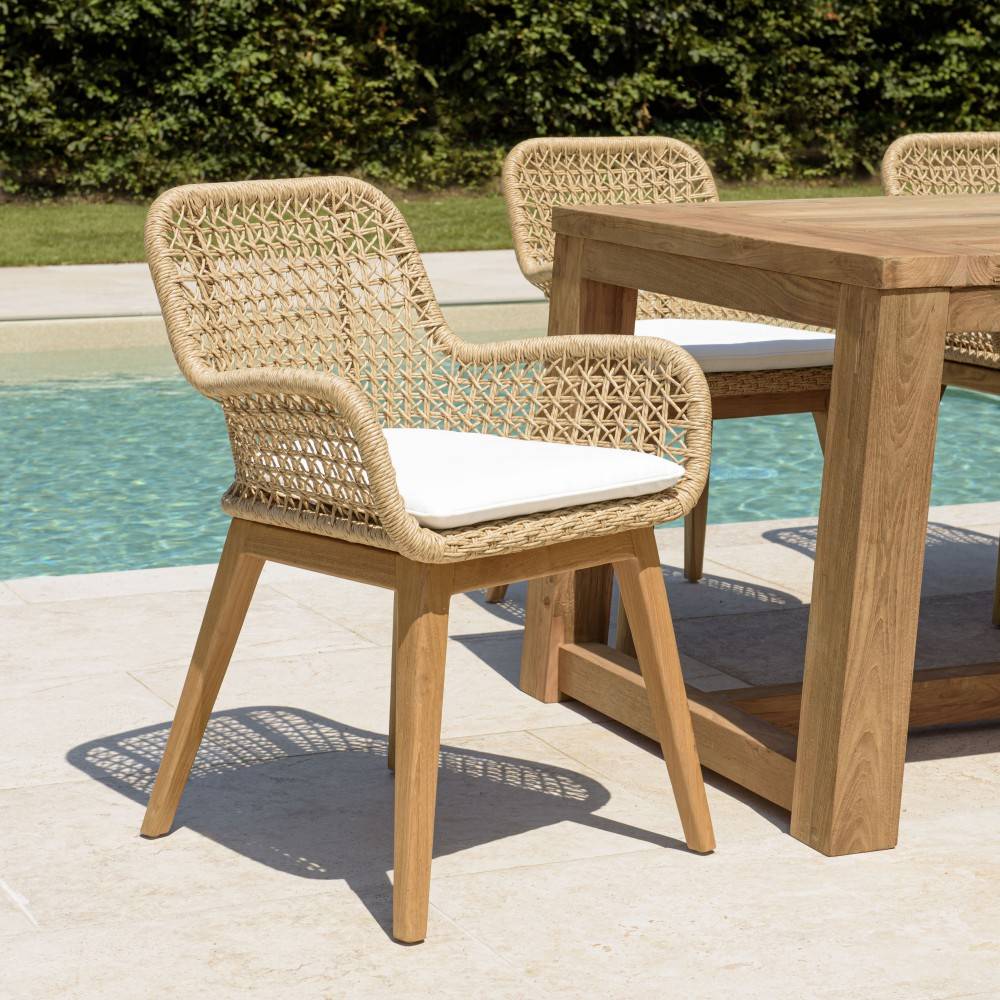 Macabane - VALERIA - Lot de 2 fauteuils jardin en bois teck rotin / coussin blanc - Imagen 2