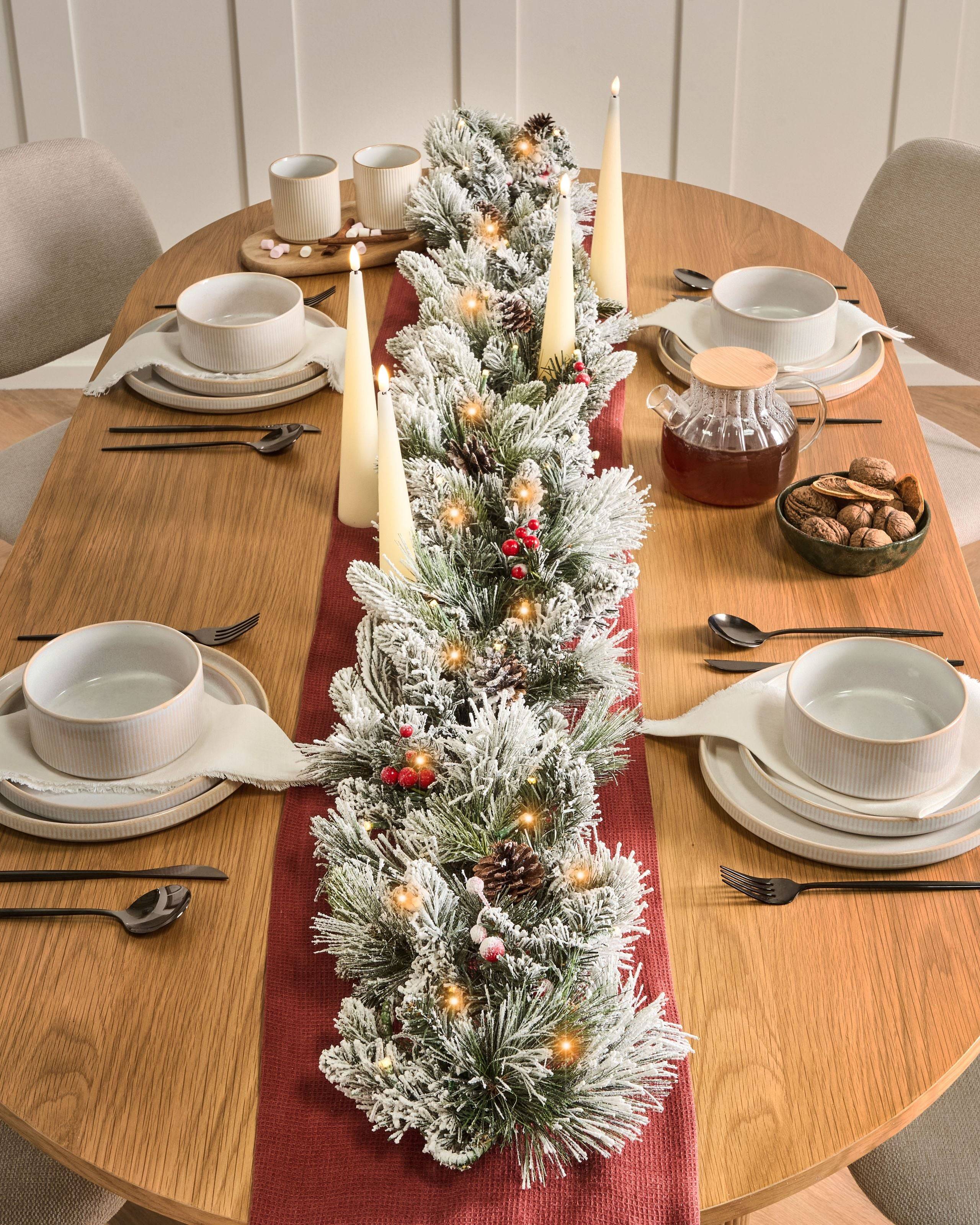 Beliani - Guirlande de Noël enneigée PVC Blanc WHITEHORN - Beliani - Imagen 1