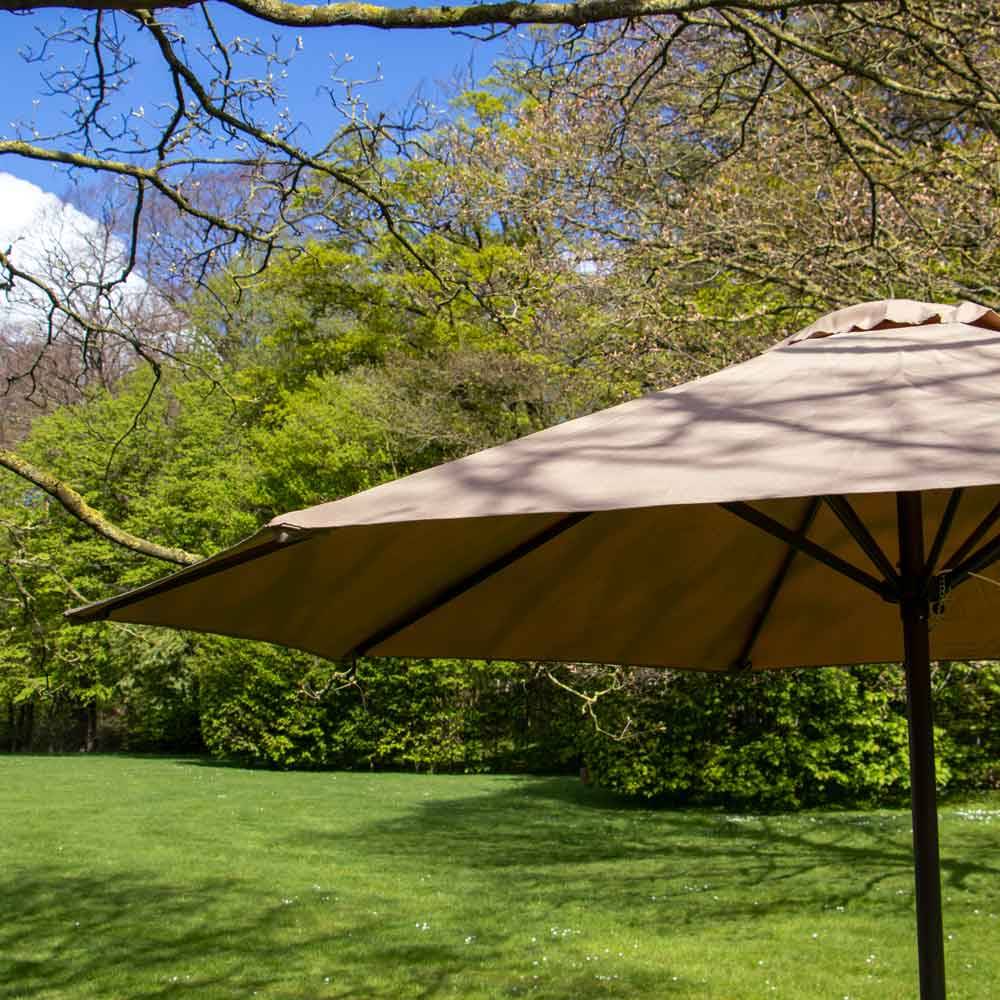 Wilsa Garden - Parasol pour jardin 270 cm taupe en acier à manivelle - Imagen 5