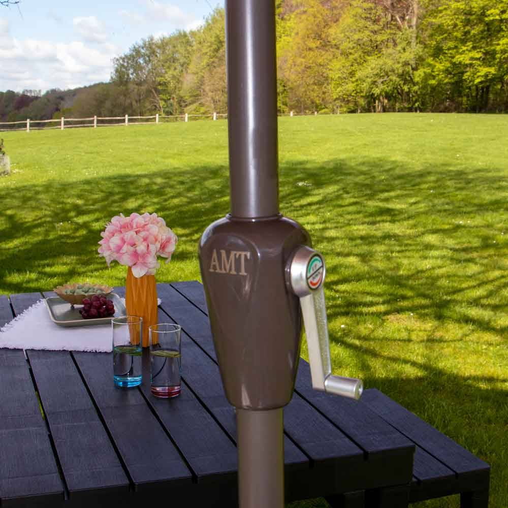 Wilsa Garden - Parasol pour jardin 270 cm taupe en acier à manivelle - Imagen 4