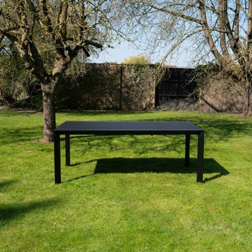 Wilsa Garden - Table de jardin en aluminium extensible et verre poli noir 8/12 places MODULO