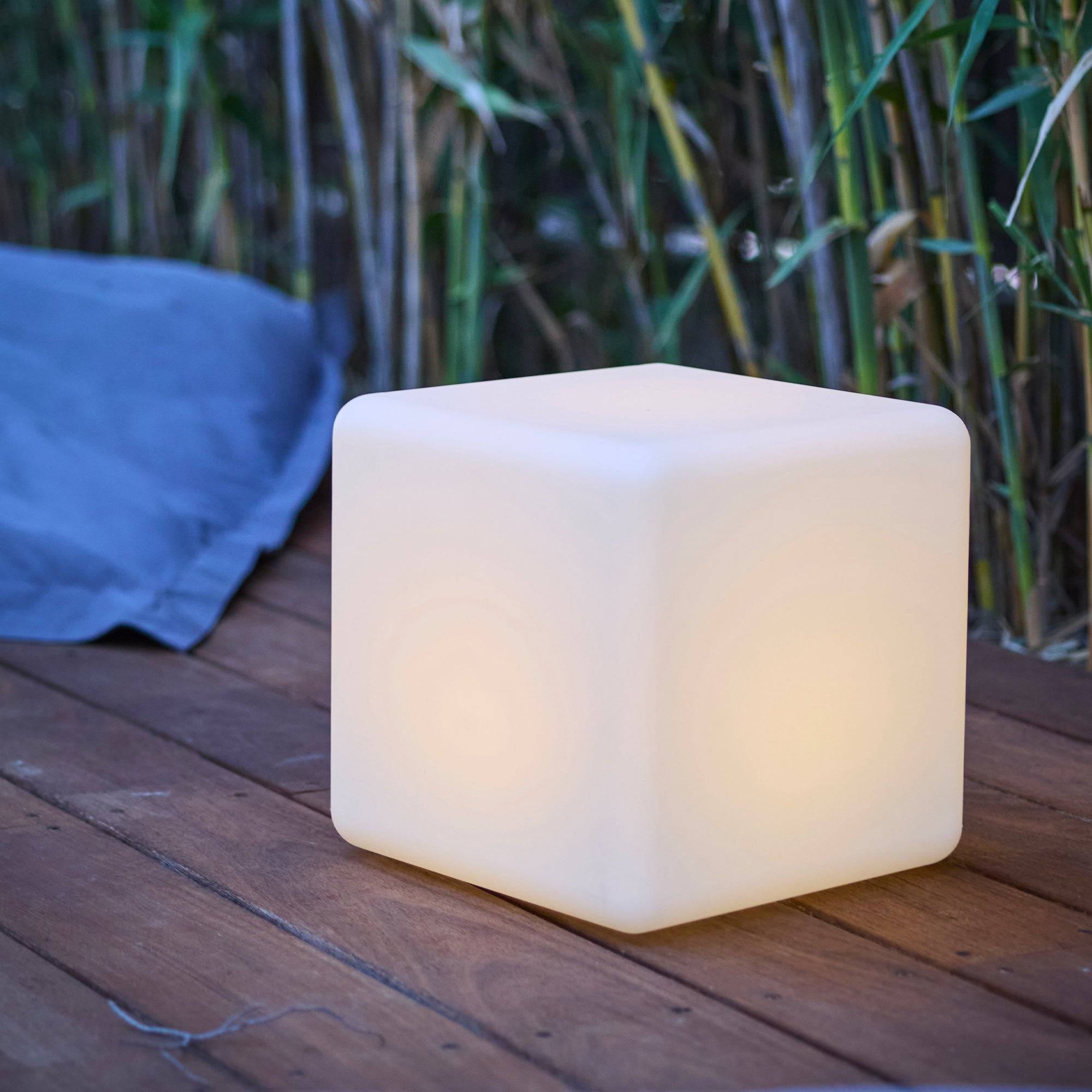 Lumisky - Cube lumineux solaire multicolore CASY H30cm - Imagen 2