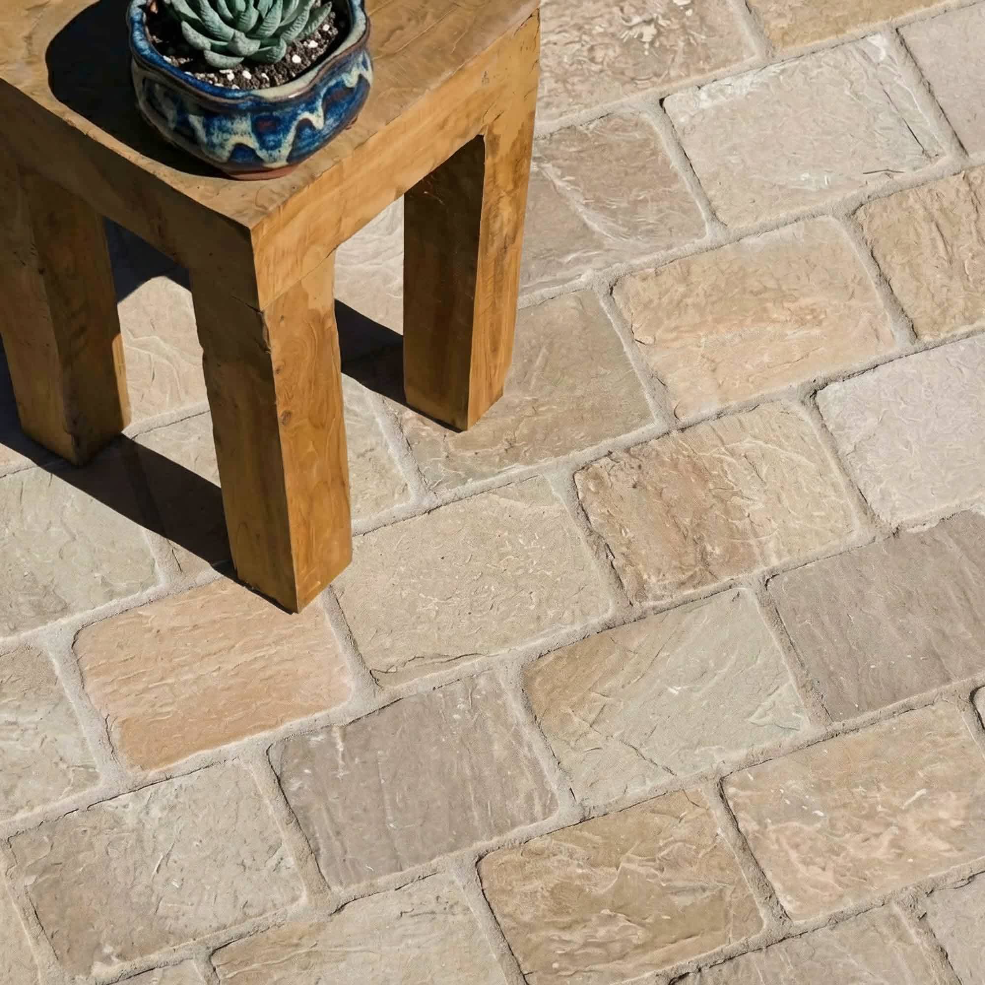 Pavé Grès Kandla Beige 20x14x5-7 cm (vendu au m² - 30 pavés/m²) - RO'MA NATURE - Image 1