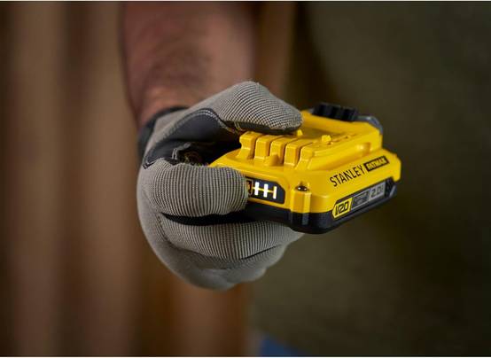 stanley - Batteries LITHIUM-ION et Chargeur, Kit 2 Batteries 18V 2AH et Chargeur 18V 2Ah - Gamme FATMAX V20 SFMCB12D2-QW - Image 6