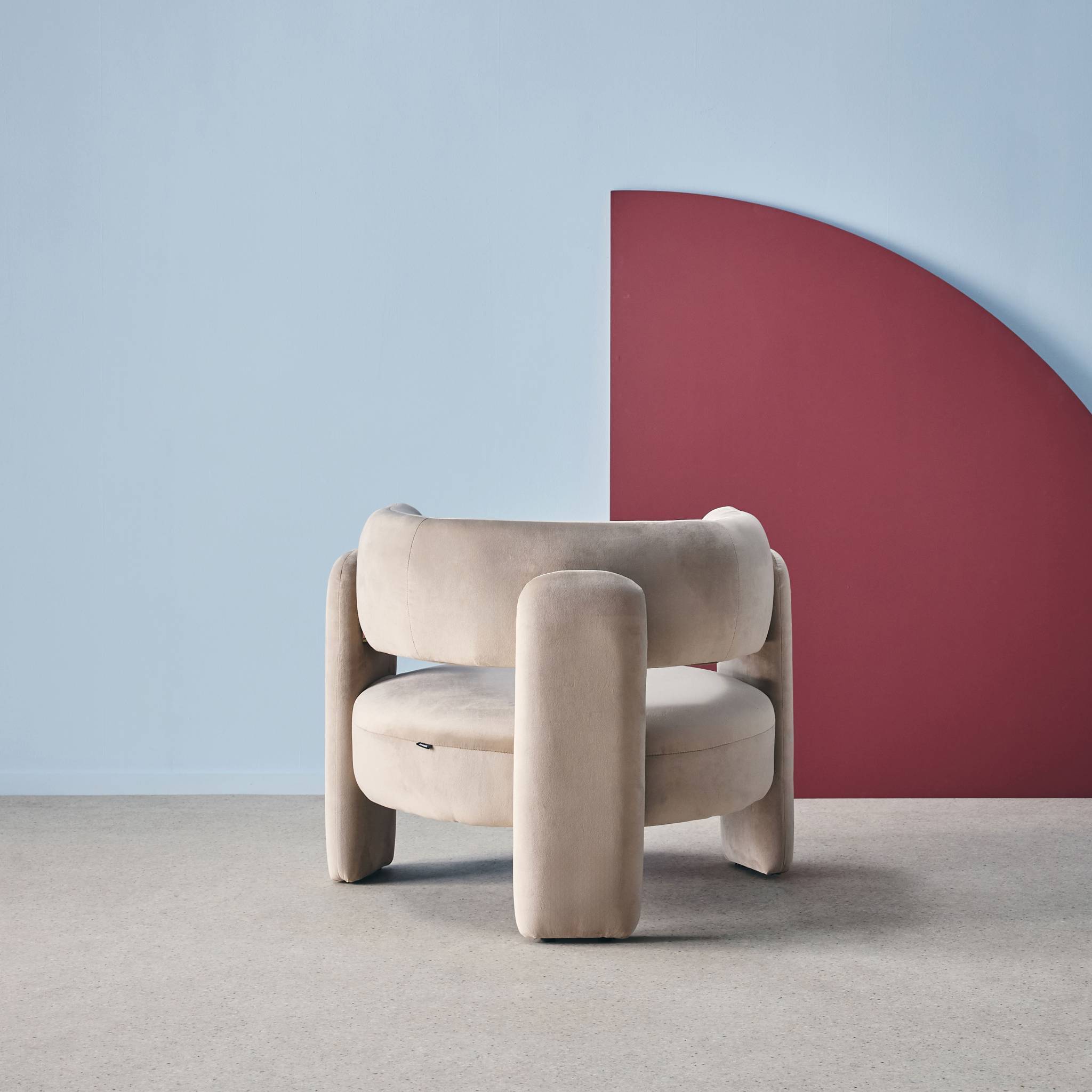 sweeek - Fauteuil tripode en velours beige | sweeek - Image 3