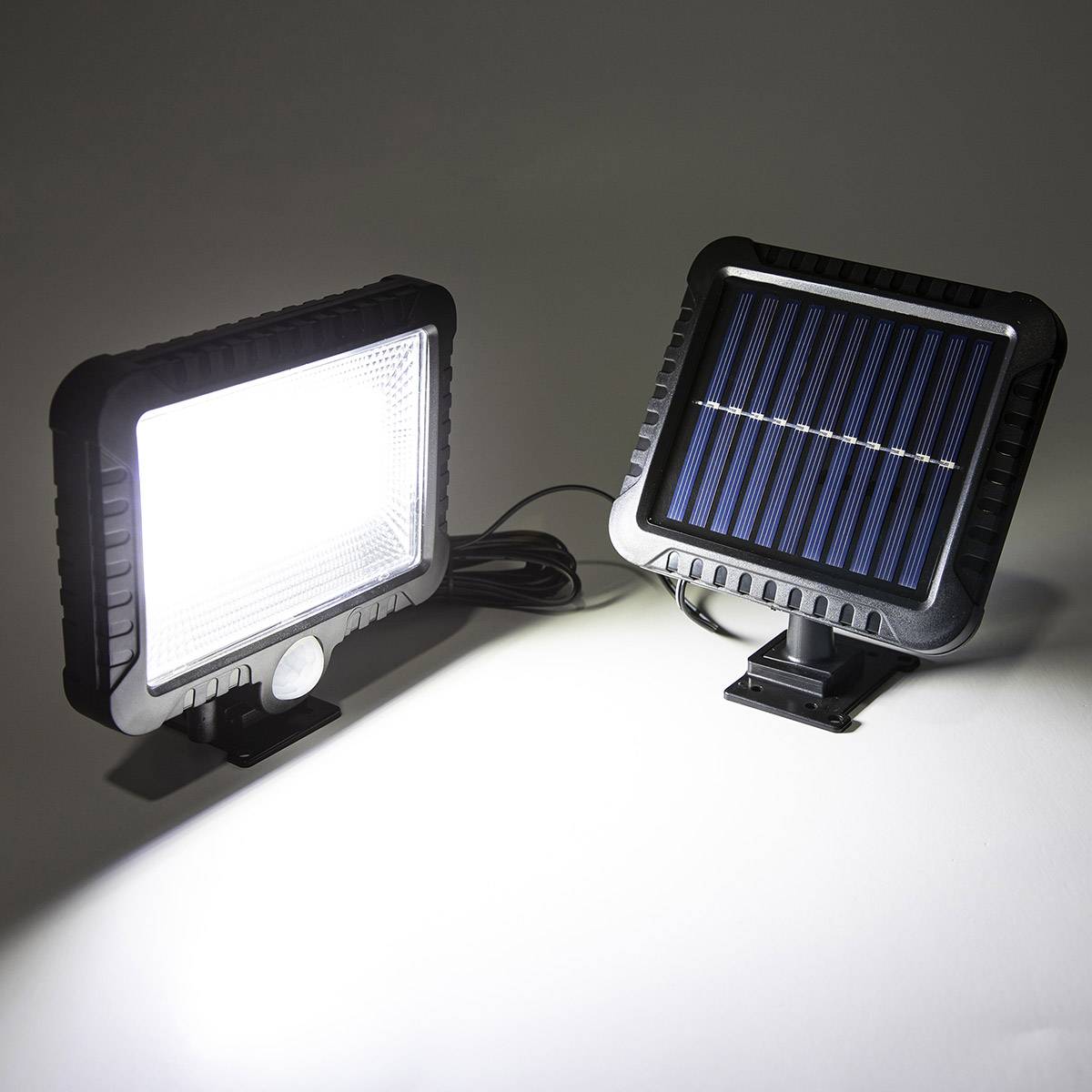 Projecteur solaire extérieur avec détecteur de mouvement - Cémonjardin - Imagen 3