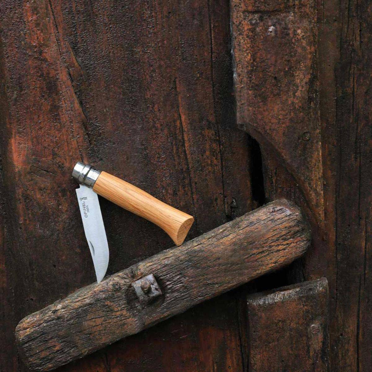 Opinel - Couteau n°8 en chêne avec lame inox 2021 - Image 4