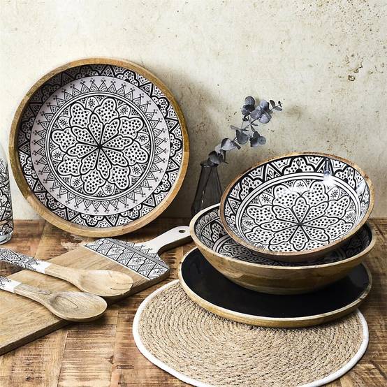 Plateau rond en bois de manguier avec motif mandala noir (Ø35cm) - MANGO - Image 8
