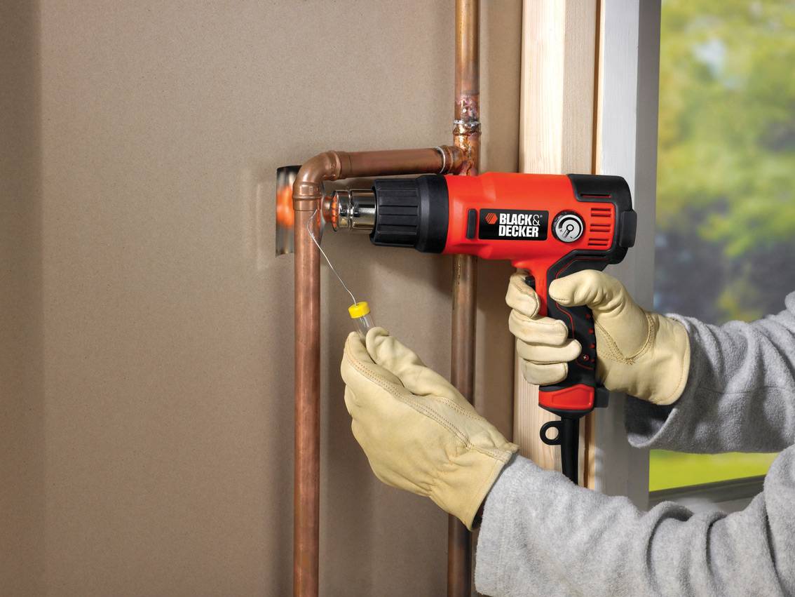 Décapeur thermique filaire - 2200 W - De 65°C à 645°C - 360 à 720 L/min - Fourni en coffret avec 8 accessoires - Image 2
