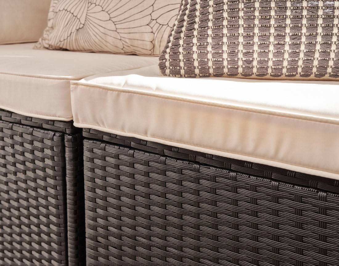 Best Mobilier - Cairns - salon bas de jardin 5 places - résine tressée noire et coussins beiges - Best Mobilier - Imagen 4