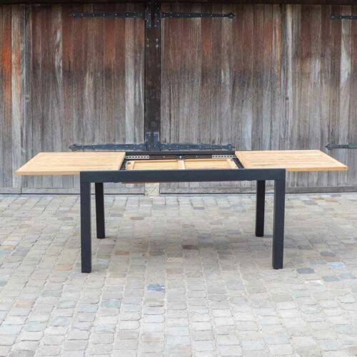 Table BALIteck 6/10 personnes structure aluminium noire, plateau en lame de Teck - Image 3