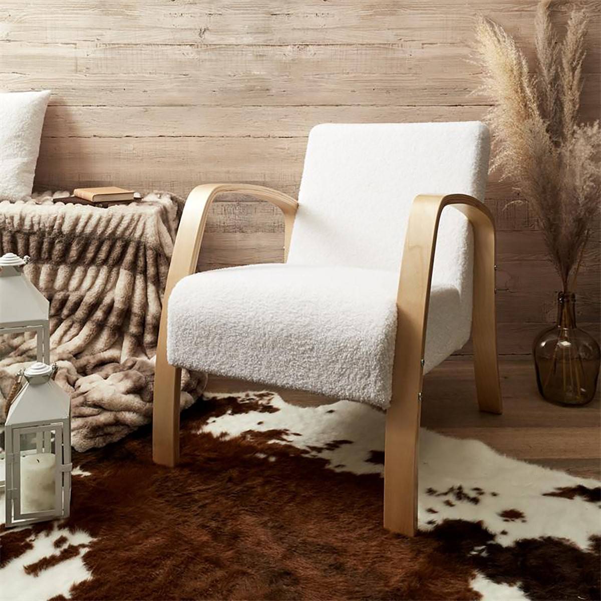 ALTOBUY - Fauteuil en Tissu Bouclettes Blanc Accoudoirs Bois - KAUPA - Image 3