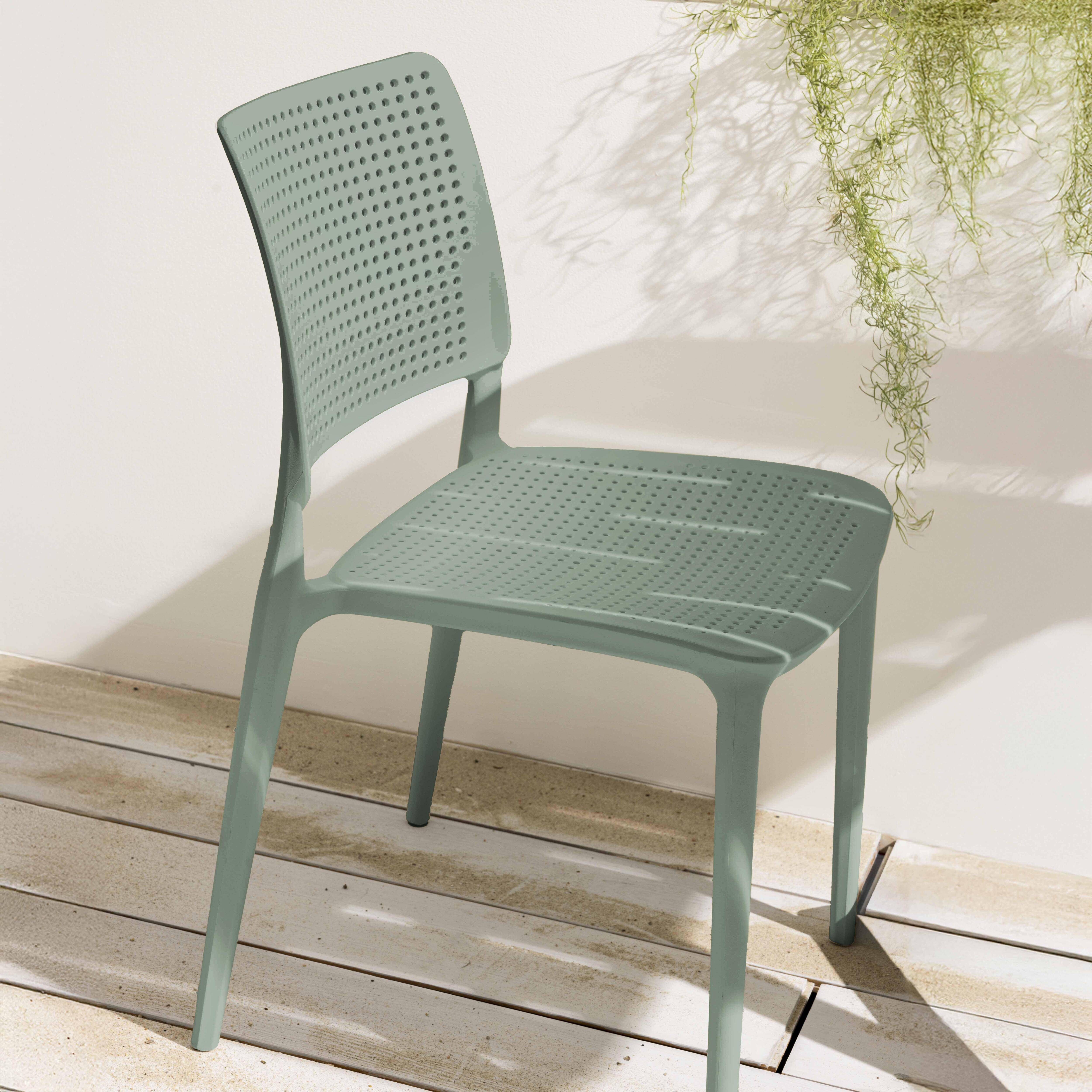 Oviala - Chaise de terrasse ajourée en plastique vert sauge Riga - Oviala - Imagen 2
