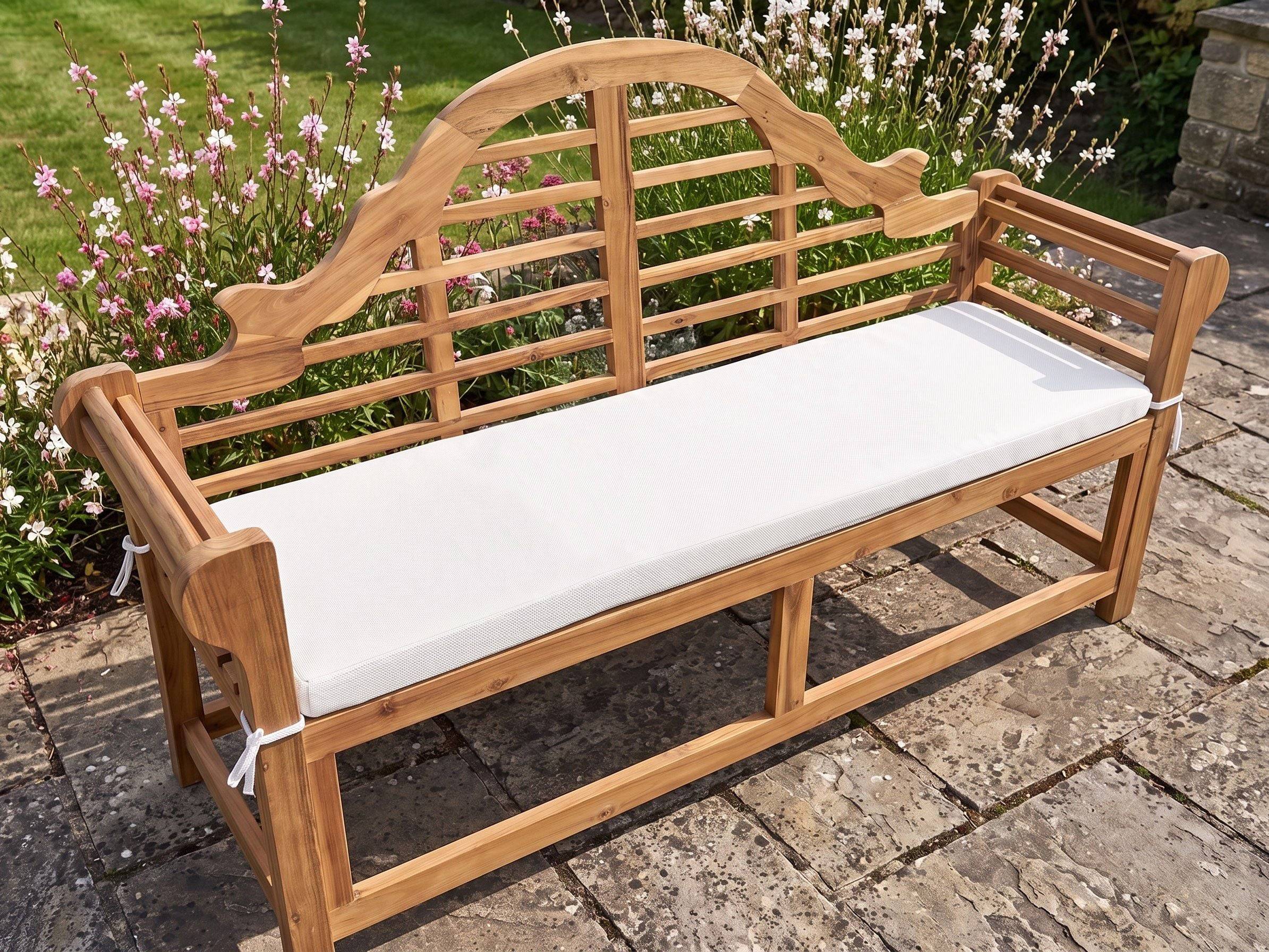 Beliani - Coussin d'assise d'extérieur Oléfine Blanc cassé MARLBORO - 151x46x5- Beliani