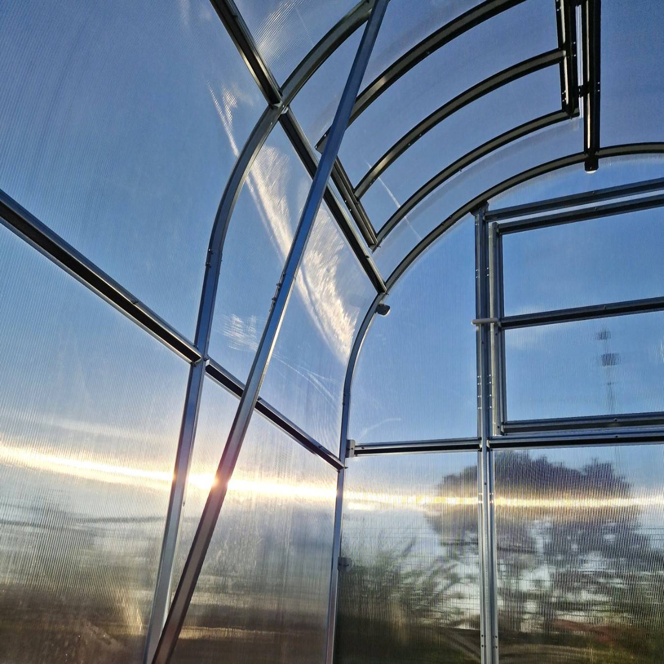 Serre KLASIKA SLIM 2 x 8 m (16 m²) , 6 mm avec revêtement en polycarbonate - Image 4