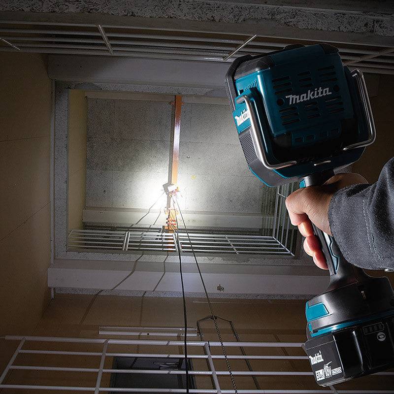 Lampe torche led LXT MAKITA DEBDML812 18V (vendu sans batterie) Makita - Image 4