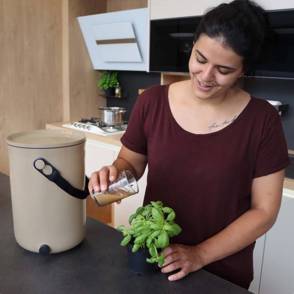 Ferme Du Moutta - Bokashi Organko 2 Cappucino (9,6L) + 1 kg d'Activateur EM-1 - Imagen 4