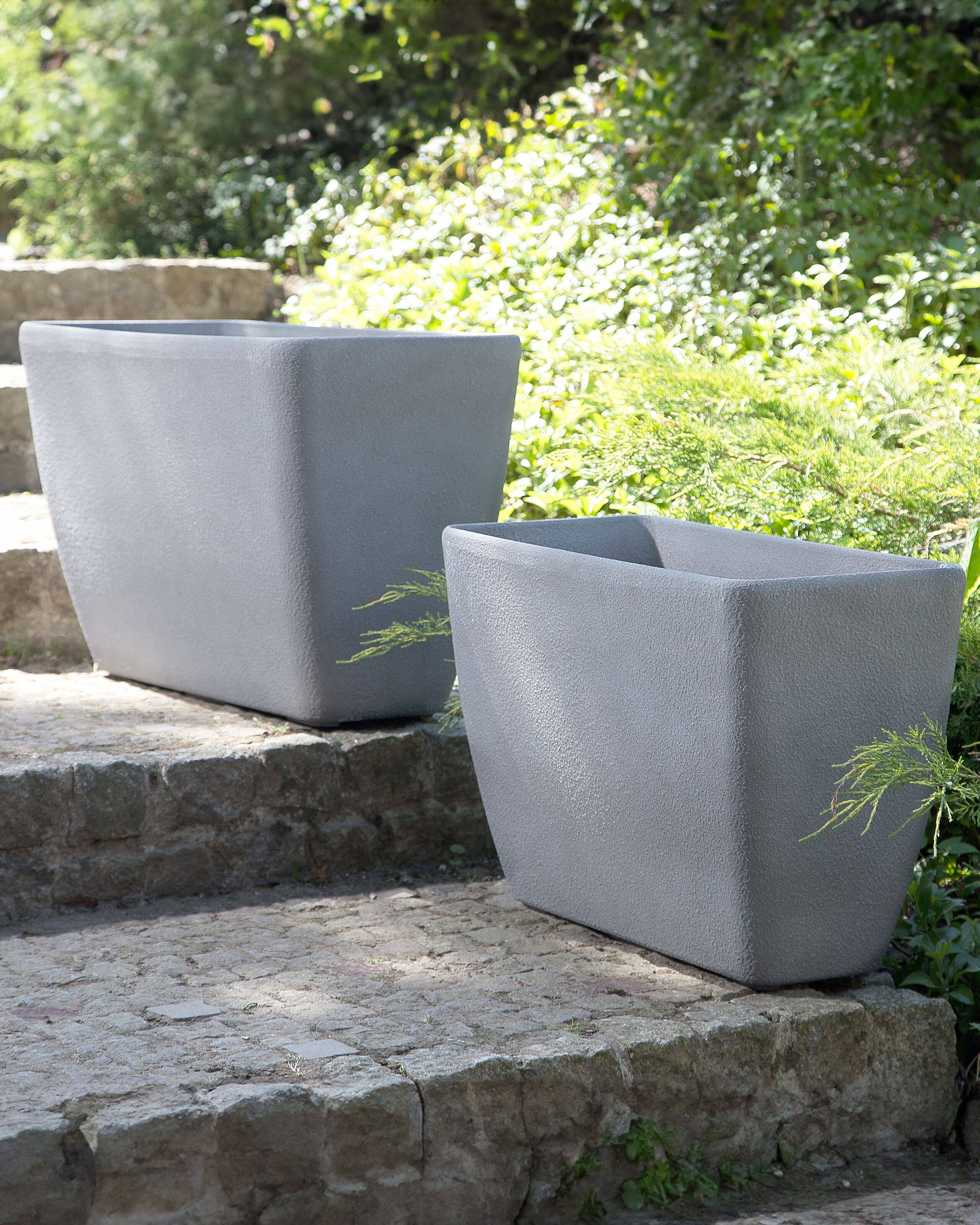 Beliani - Cache-Pot Gris Effet Pierre en Polyrésine 32 x 74 x 45 cm Pot de Fleurs Long et Haut au Design Moderne Idéal pour Extérieur et Intérieur - Imagen 2