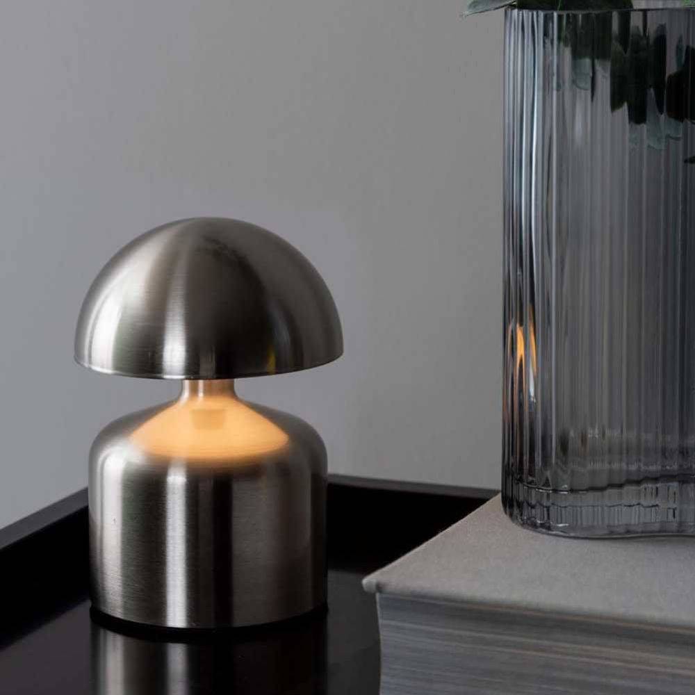 Leitmotiv - Lampe à poser en métal Impetu LED - Imagen 2