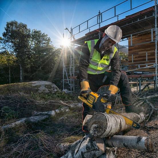 Tronçonneuse DEWALT Flexvolt 54V XR - Sans batterie, ni chargeur - DCM575N - Image 2