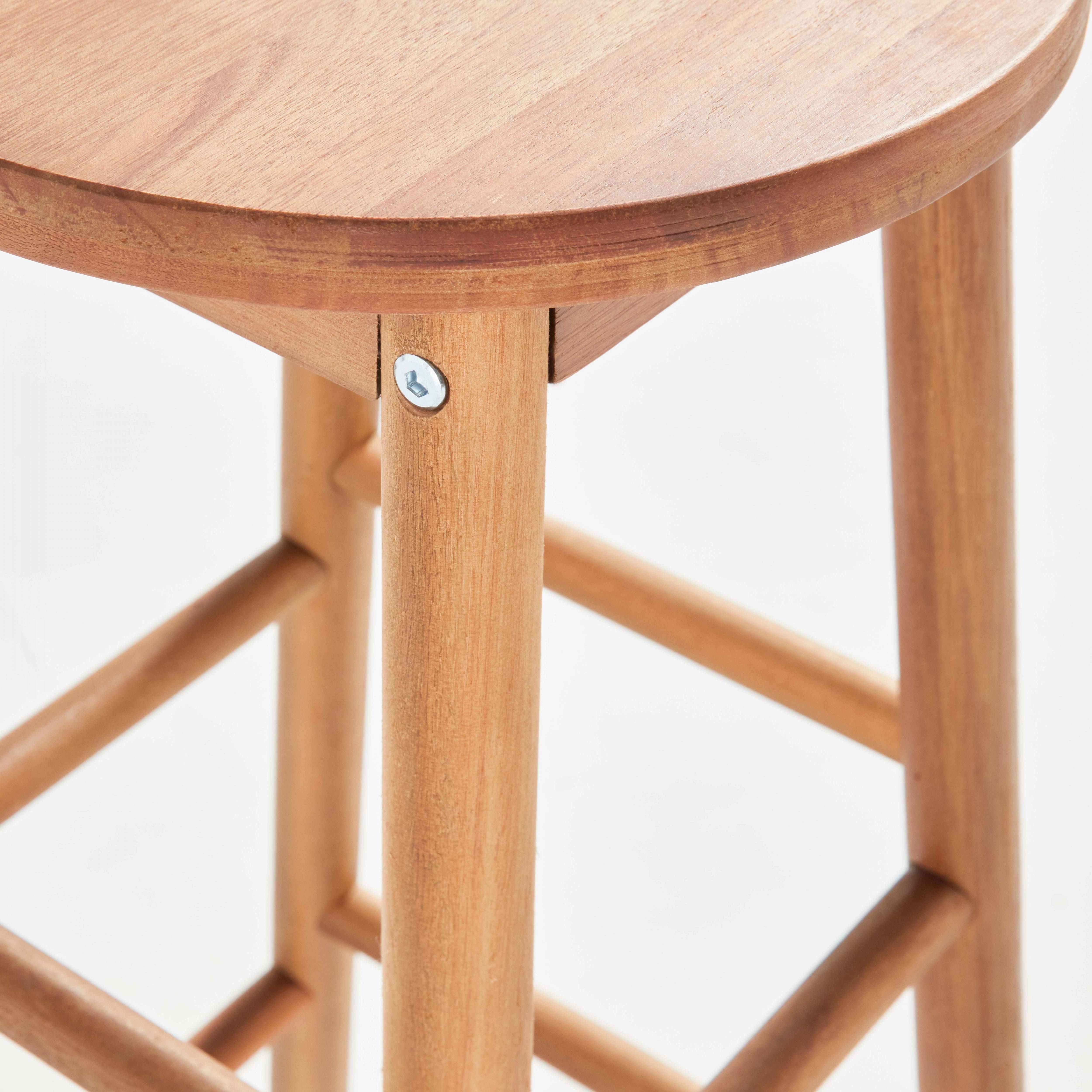 Oviala - Lot de 2 tabourets en bois d'eucalyptus
Poya - Oviala - Imagen 5