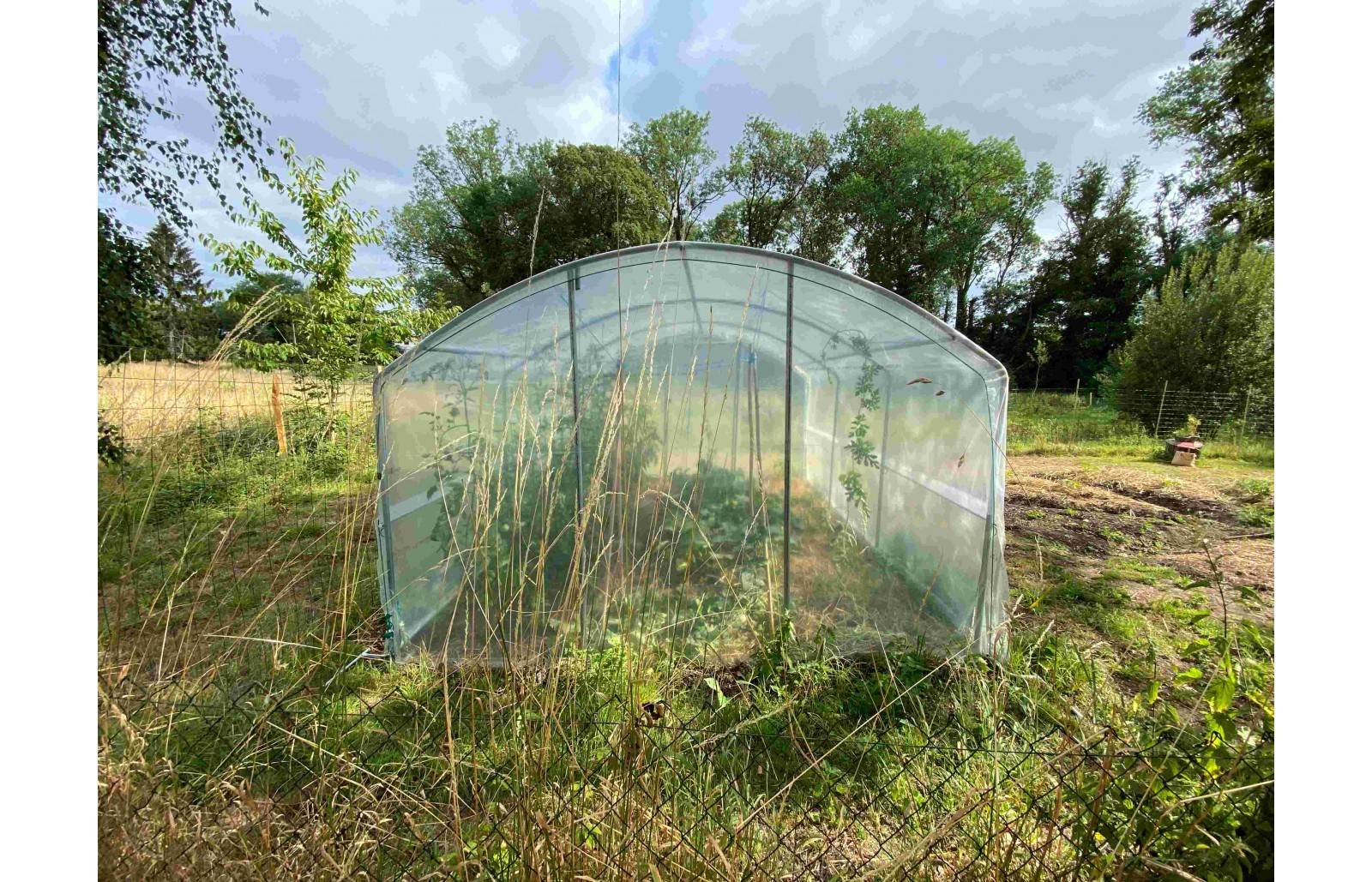 Serre tunnel de jardin - 9m² - 3 x 3 m - pieds droits - aérations latérales - 4 saisons - LES SERRES TONNEAU - Image 8