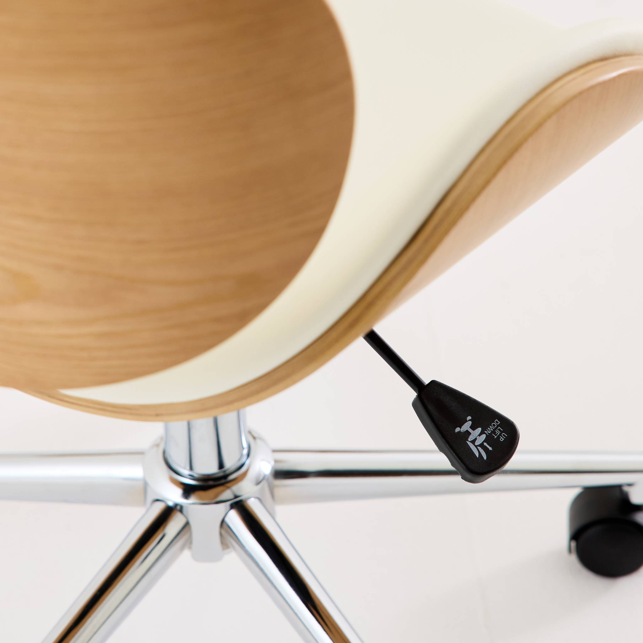 sweeek - Chaise de bureau à roulettes bois courbé avec placage effet chêne et assise blanche  | sweeek - Image 6