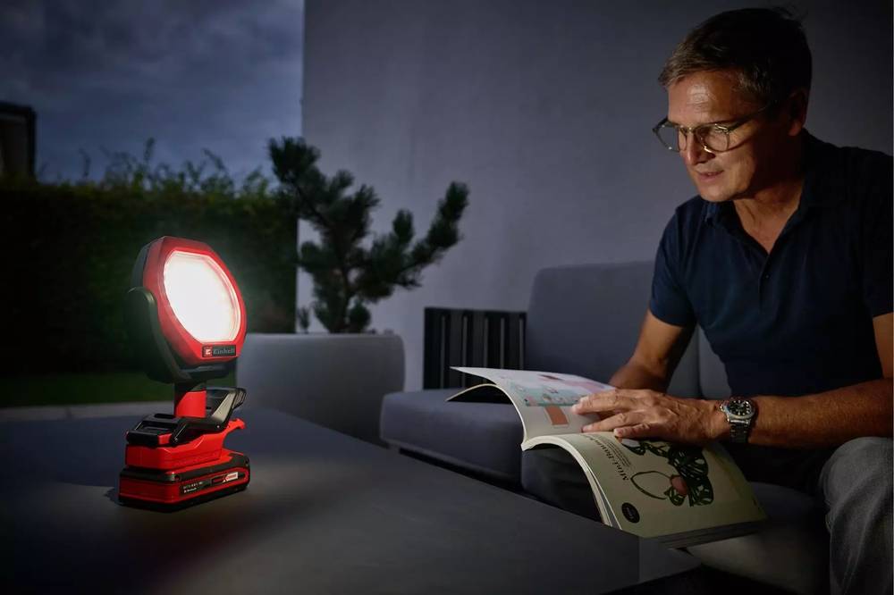 Einhell - Lampe d'extérieur GC-OL 18/1500 Li-Solo - LED 1500 lm - tête réglable - Power X-Change - sans batterie/chargeur Einhell - Image 2