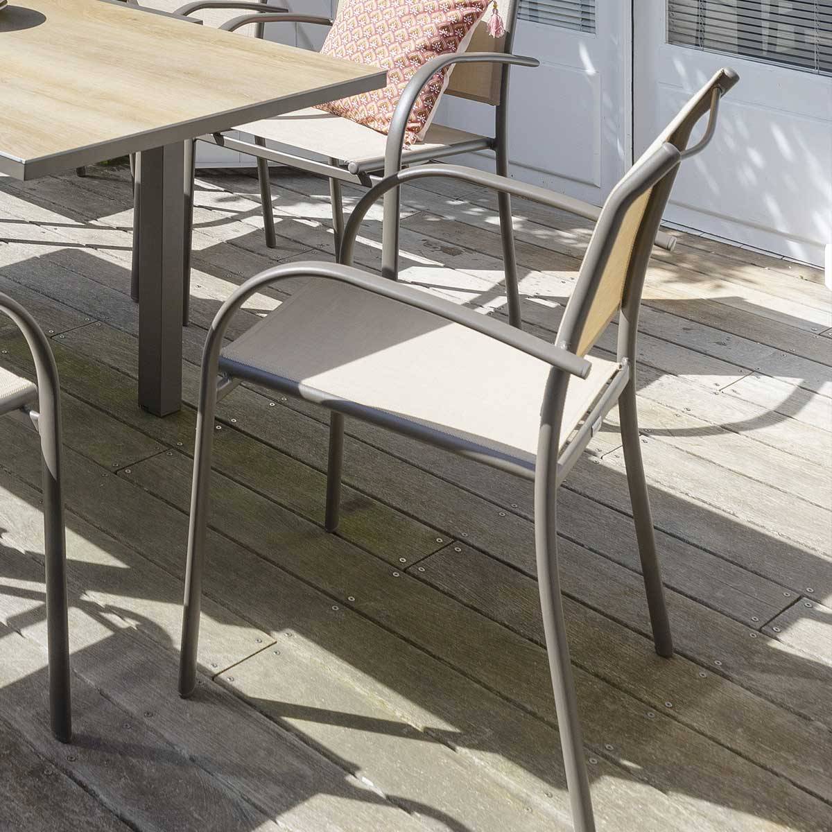 Hesperide - Fauteuil de jardin empilable "Piazza" lin & tonka en aluminium traité époxy Hespéride - Image 1