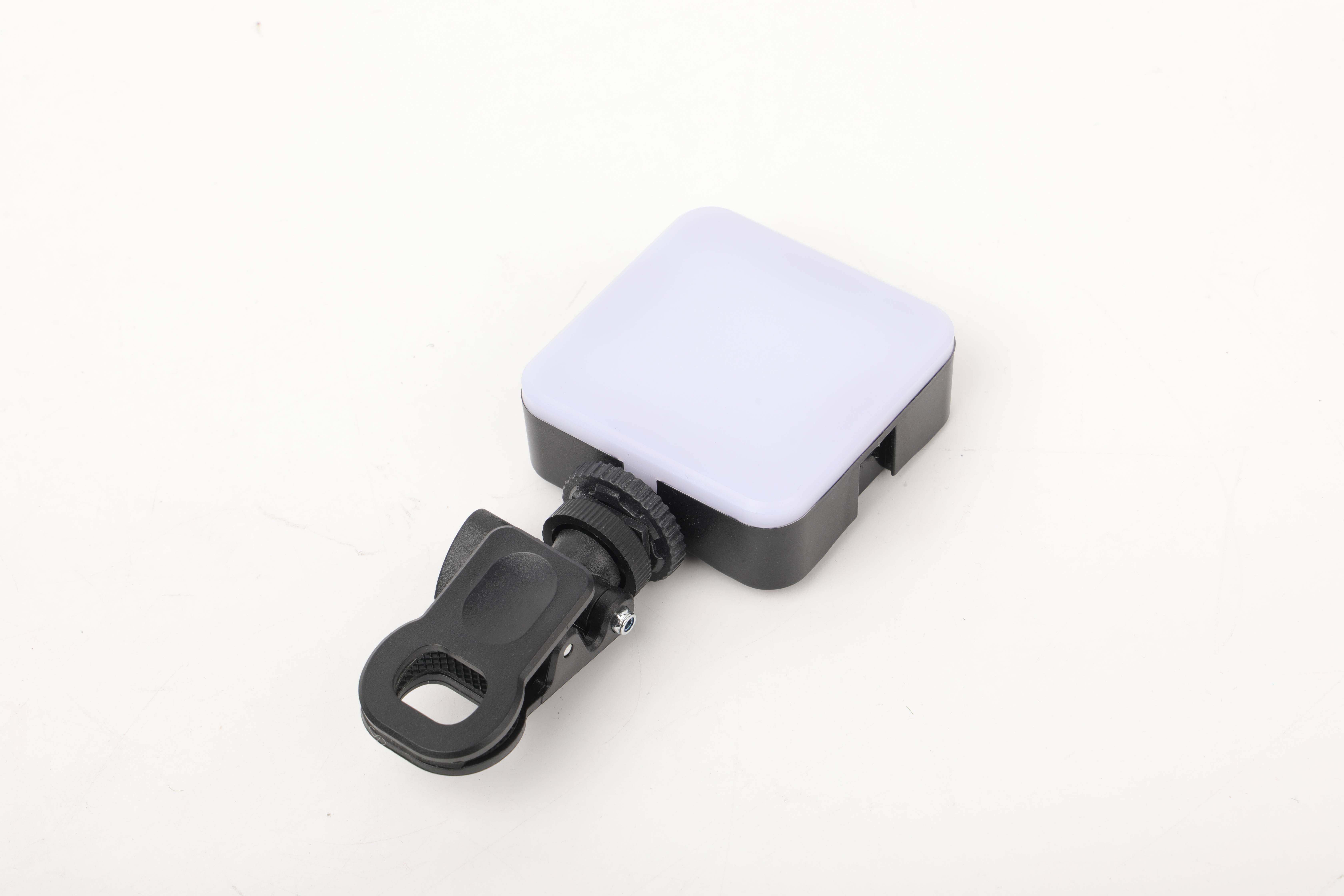 Maximus - Lampe universelle clip rechargeable Maximus M-WKL-027-DU - 300lm