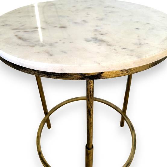 La Grande Prairie - Ensemble de 2 tables basses doré vieilli marbre blanc 46x61cm - Image 3