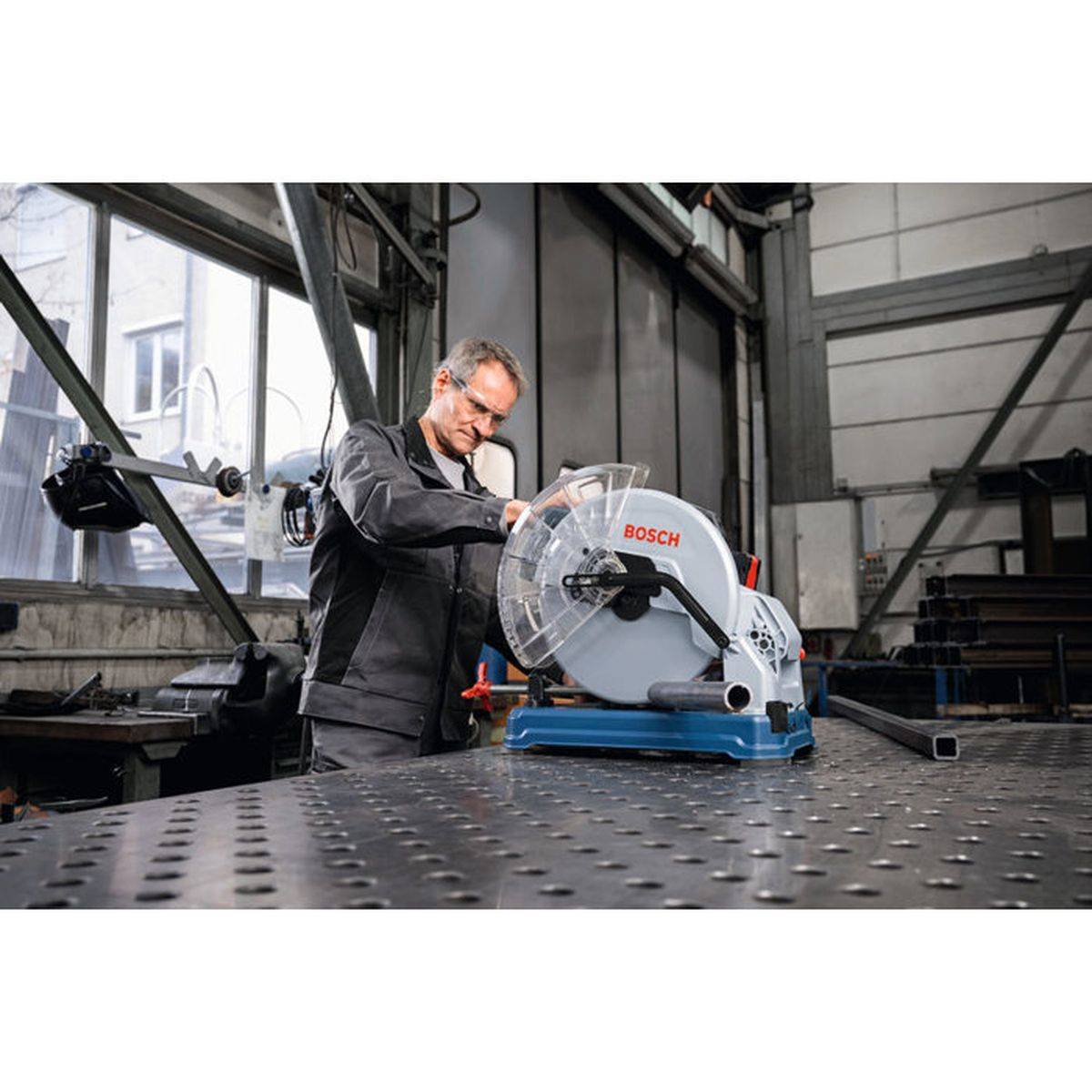 Bosch Professional - Tronçonneuse à métaux sans fil 18V GCD 18V-355, lame 355 mm, coupe à froid - Bosch Professional - Image 6