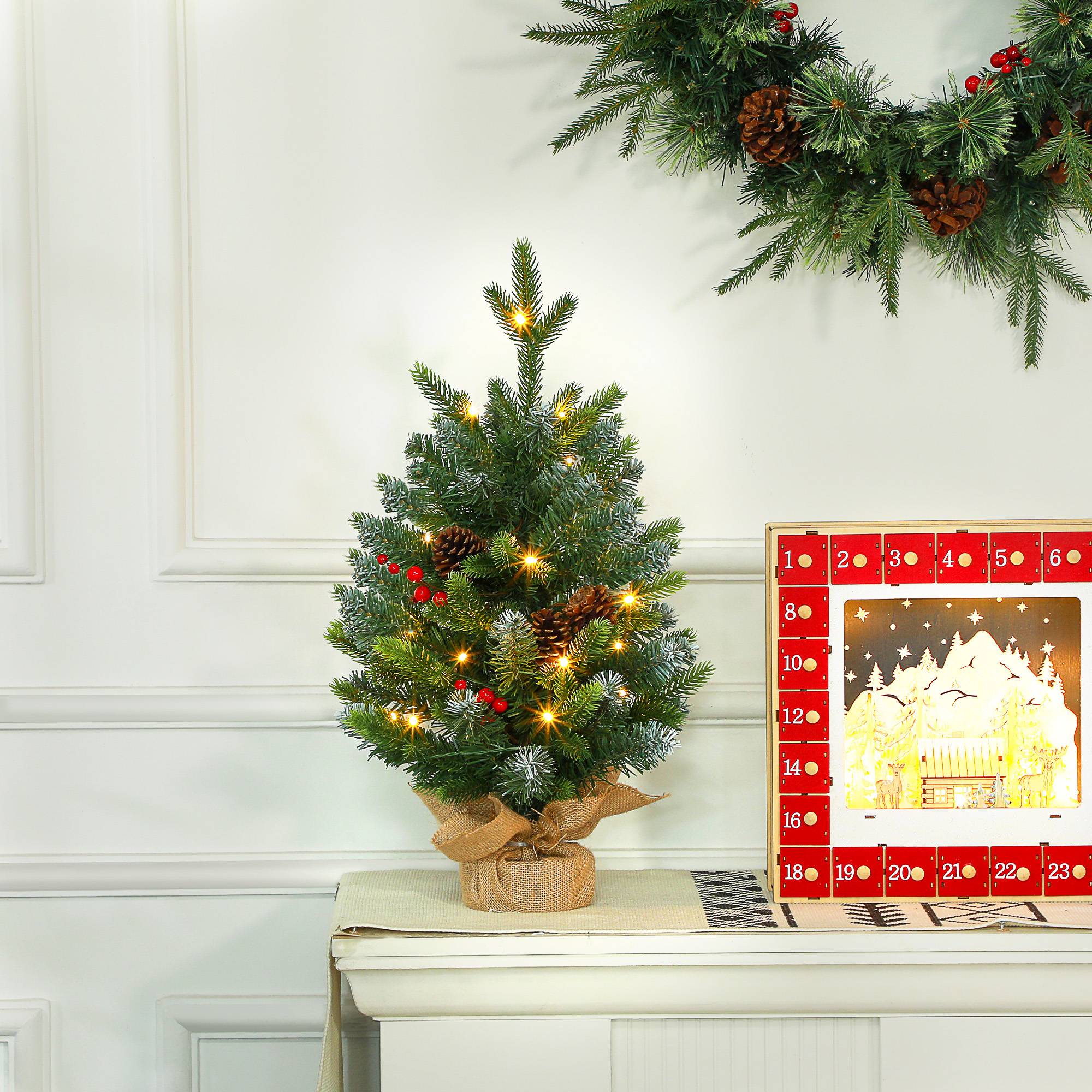 Sapin de Noël 60 cm arbre de Noël de table avec lumière LED, 141 pointes, pommes de pin et baies rouges, base en béton - Image 4