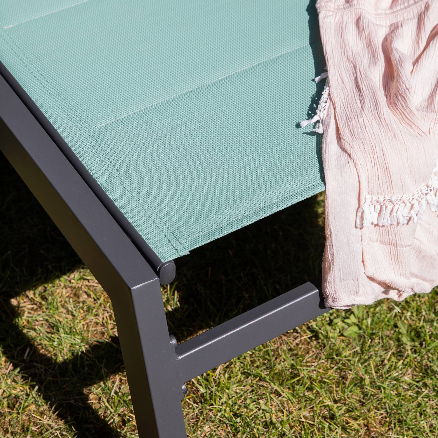 Bain de soleil BARBADOS en textilène vert d'eau - aluminium anthracite - HAPPY GARDEN - Image 7
