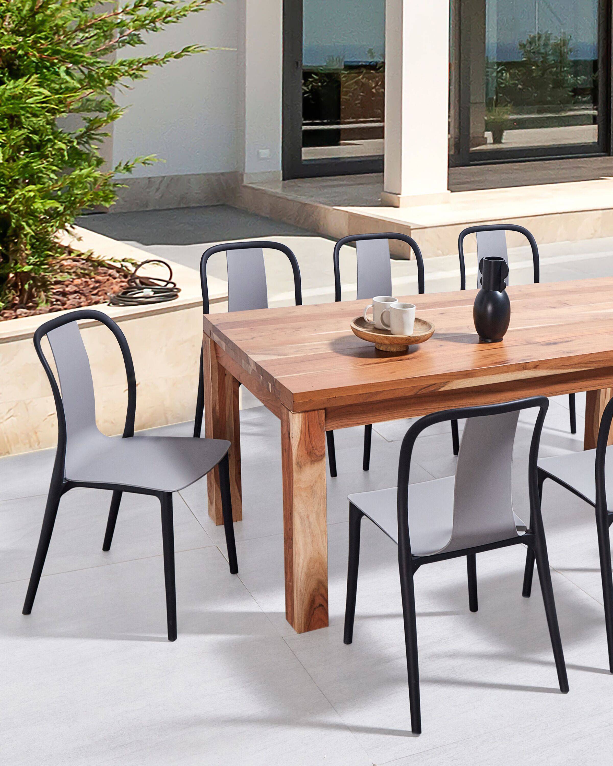 Beliani - Lot de 8 Chaises de Jardin en Plastique Gris et Noir Intérieur Extérieur Style Moderne - Imagen 2
