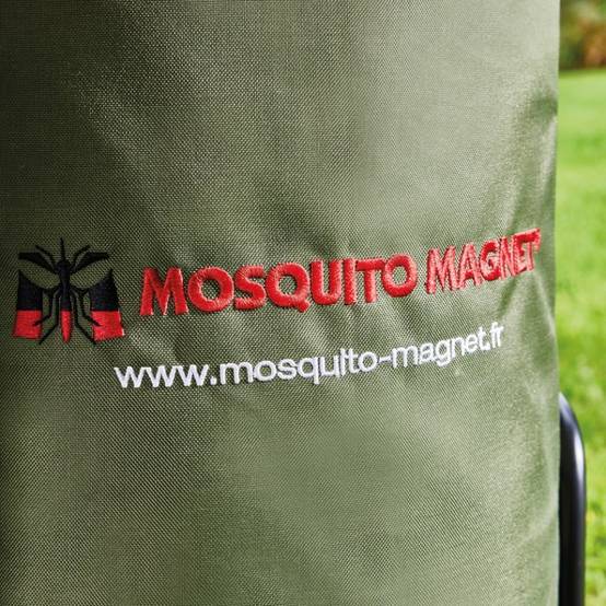 Piège Anti-moustiques d'extérieur Pioneer - MOSQUITO MAGNET BY FAVEX - 3000 m2 - 1 recharge d'Atrakta + 1 recharge de R-Octenol - Image 9