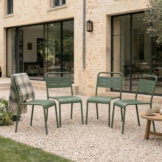 Ensemble de 4 chaises de jardin empilables vertes BERGAME - Image 4