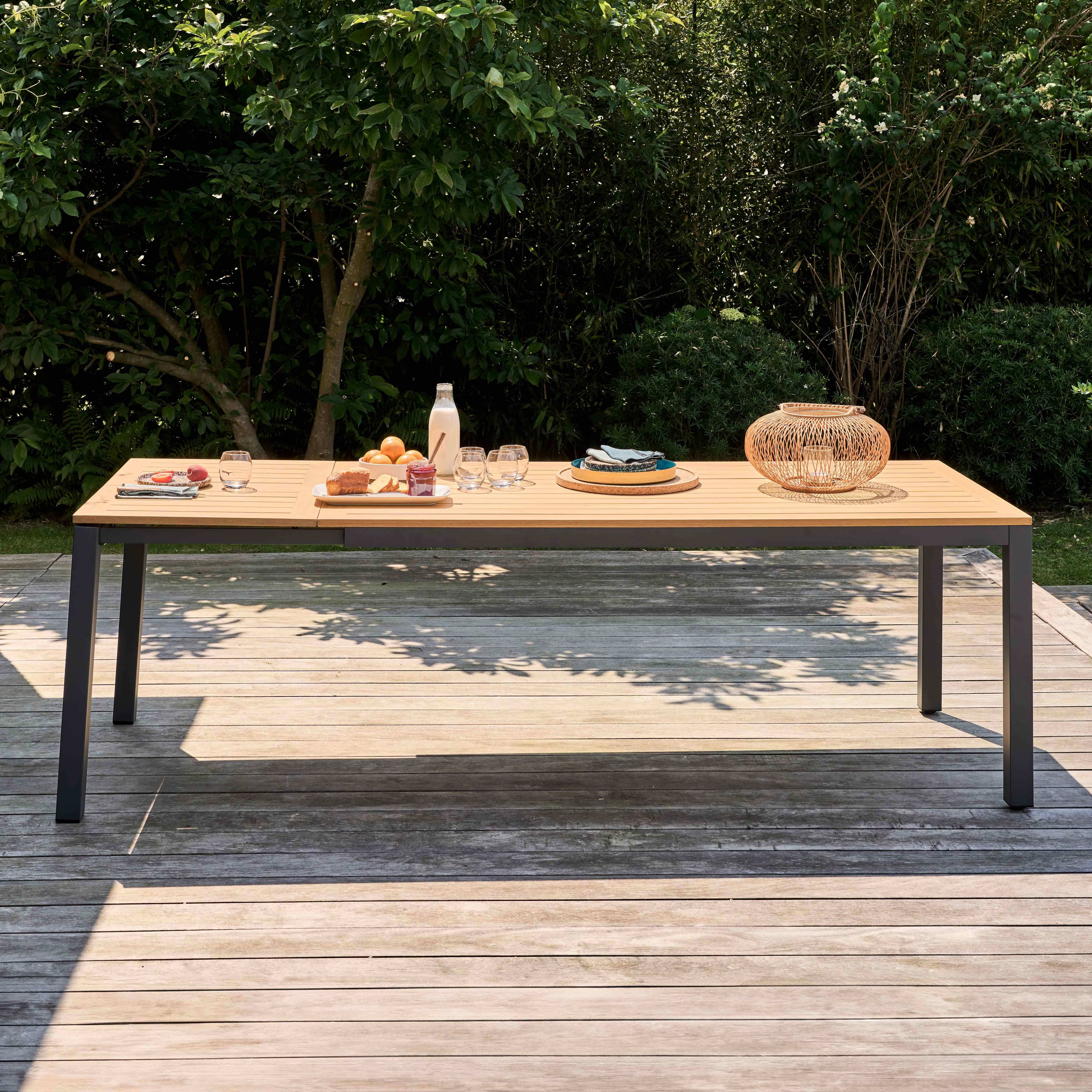 Oviala - Table de terrasse rectangulaire extensible 180/240 cm bois et noir Split - Oviala - Imagen 2
