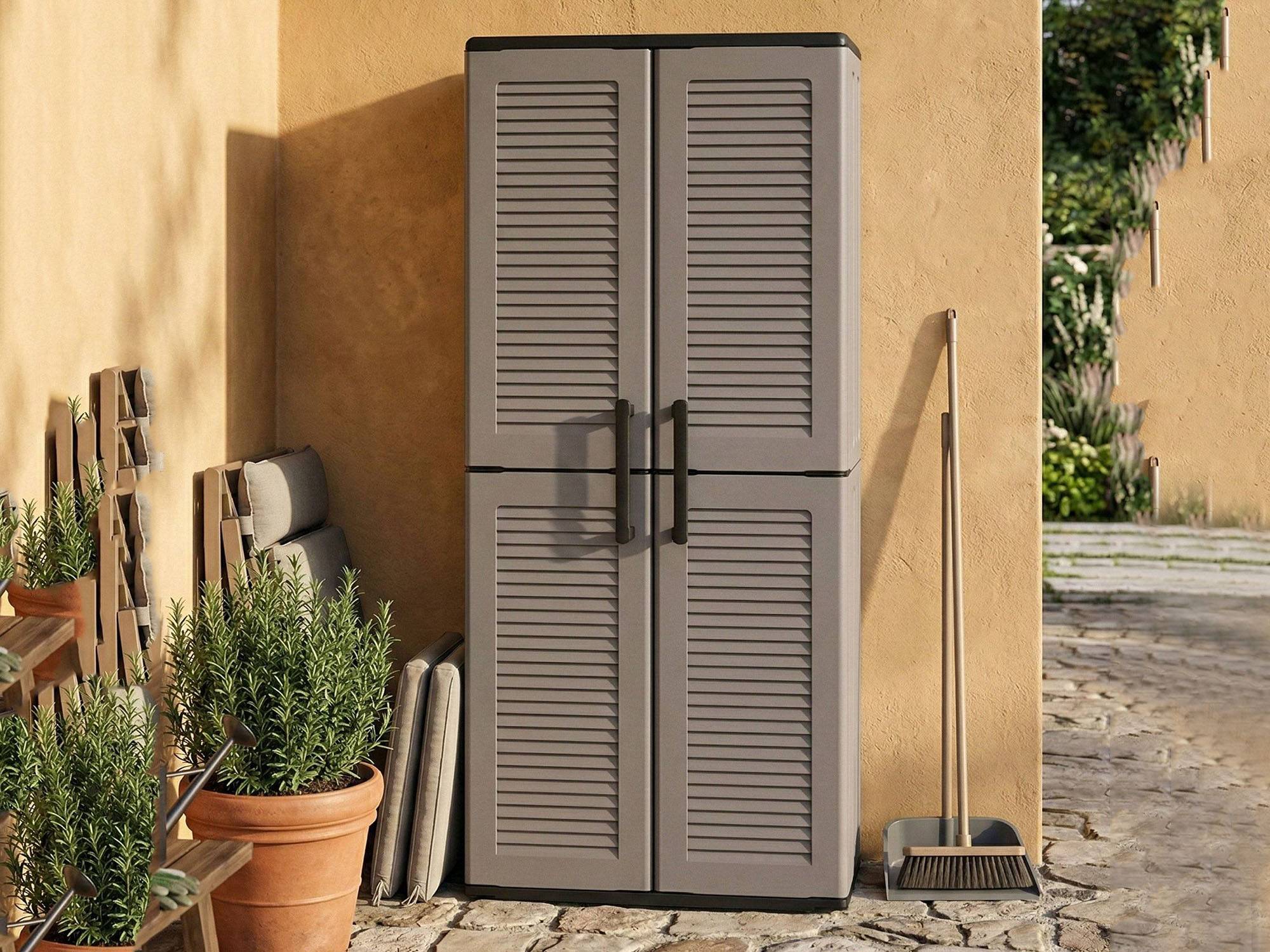 Dmora - Armoire d'extérieur Dargentes, Armoire porte-balai polyvalente, Armoire d'extérieur 2 portes, Finition rayée, 68x37h163 cm, Gris et Noir - Dmora - Imagen 5