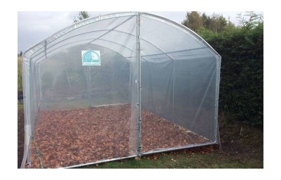 Serre tunnel de jardin - 27m² - 3 x 9 m - pieds droits - haute résistance à petit prix - LES SERRES TONNEAU - Image 9