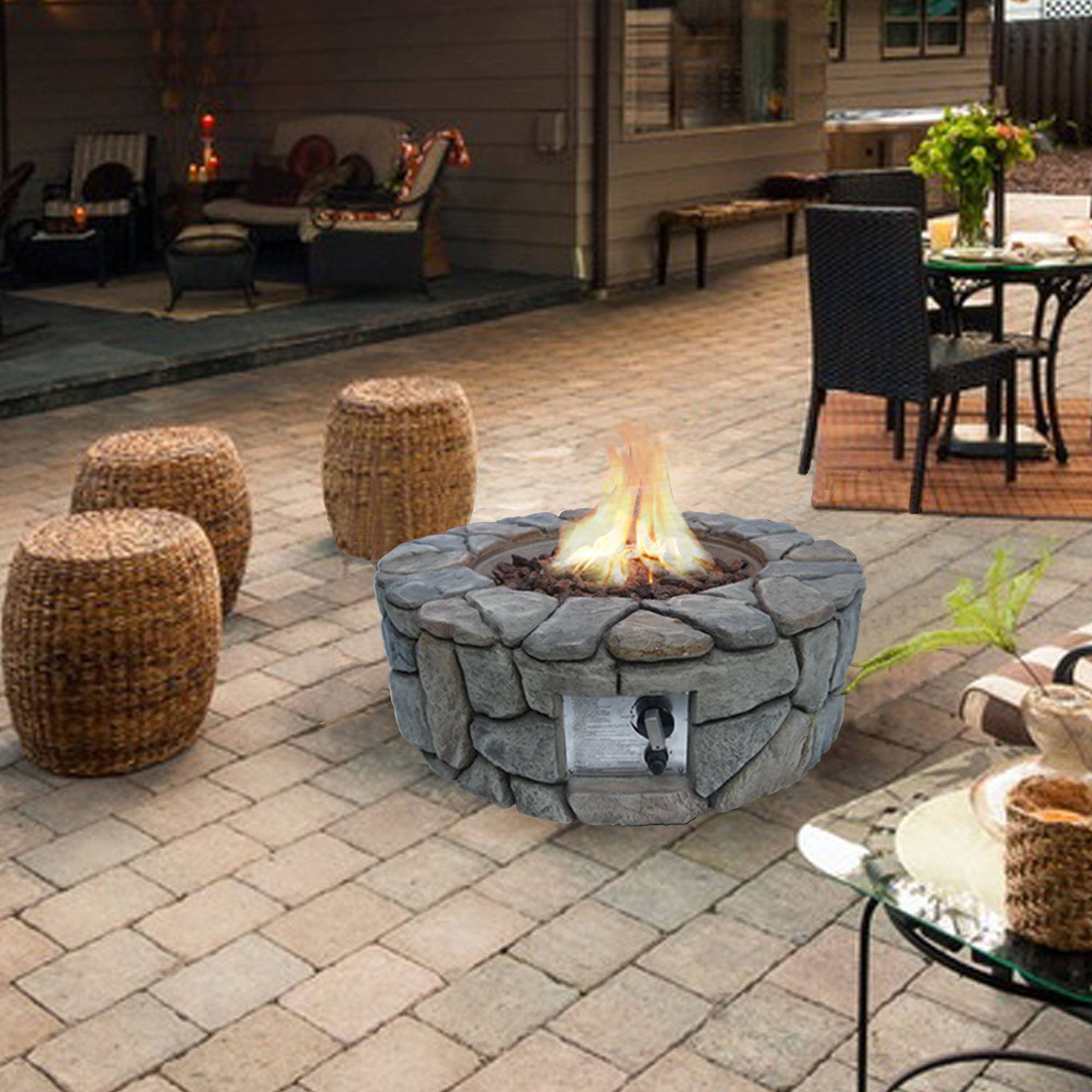 Brasero à gaz en effet béton gris avec pierres de lave Teamson Home - Imagen 2