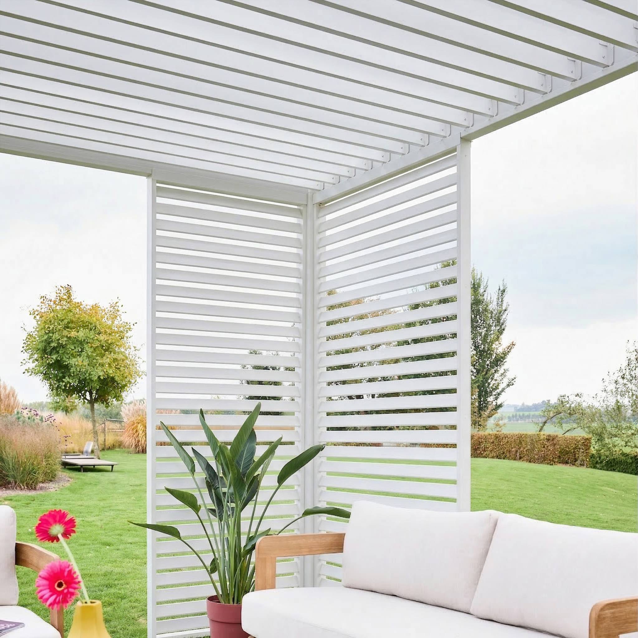 sweeek - Pergola bioclimatique aluminium 4x3m blanc + 1 persienne 100cm + 1 persienne 130cm Triomphe | sweeek - Image 3
