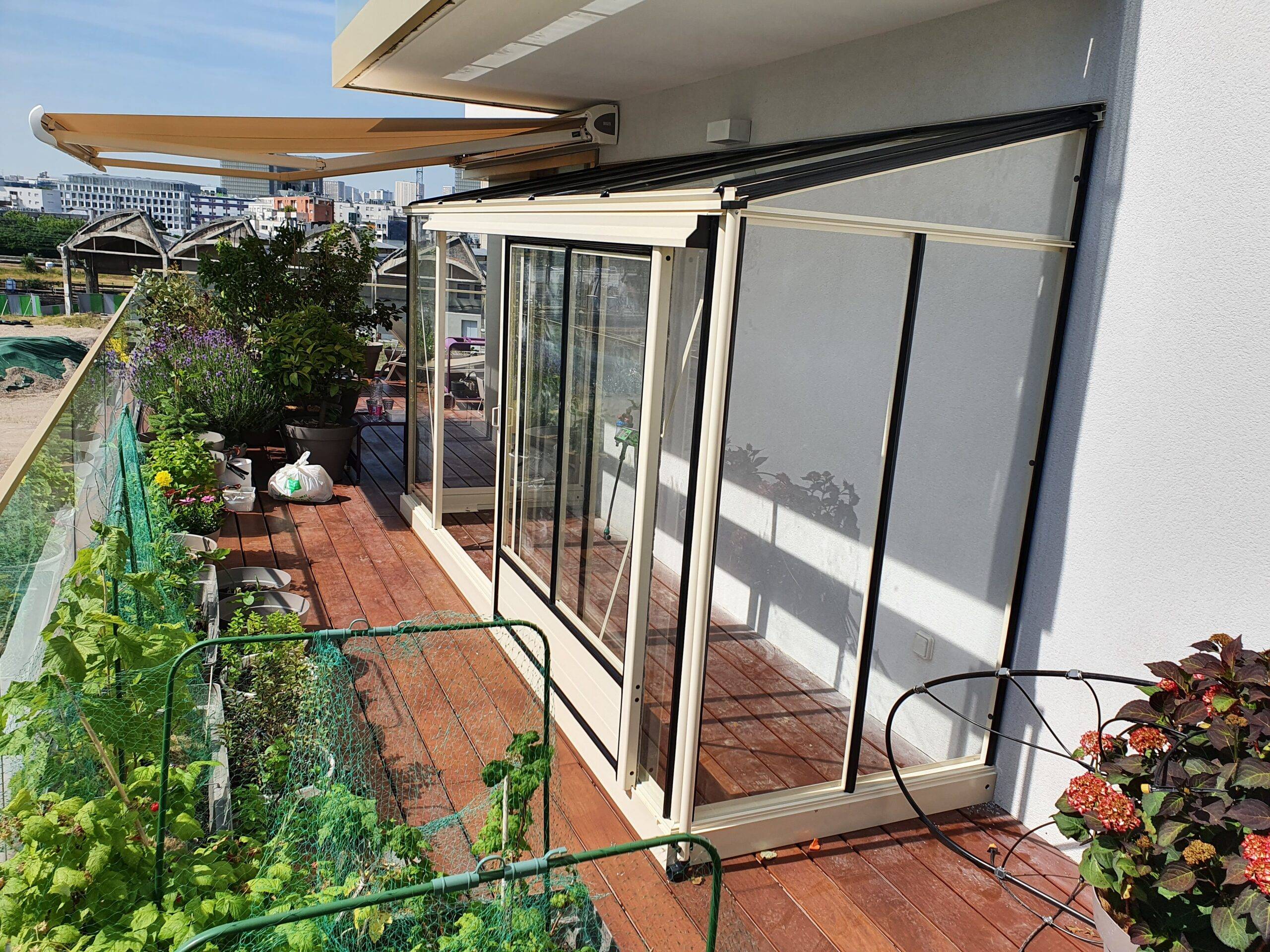10m² - Serre en polycarbonate 8 mm alvéolés  - Euro Midi serre adossée - Laquée - 10m² - vert mousse - L'atelier Des Serres - Imagen 5