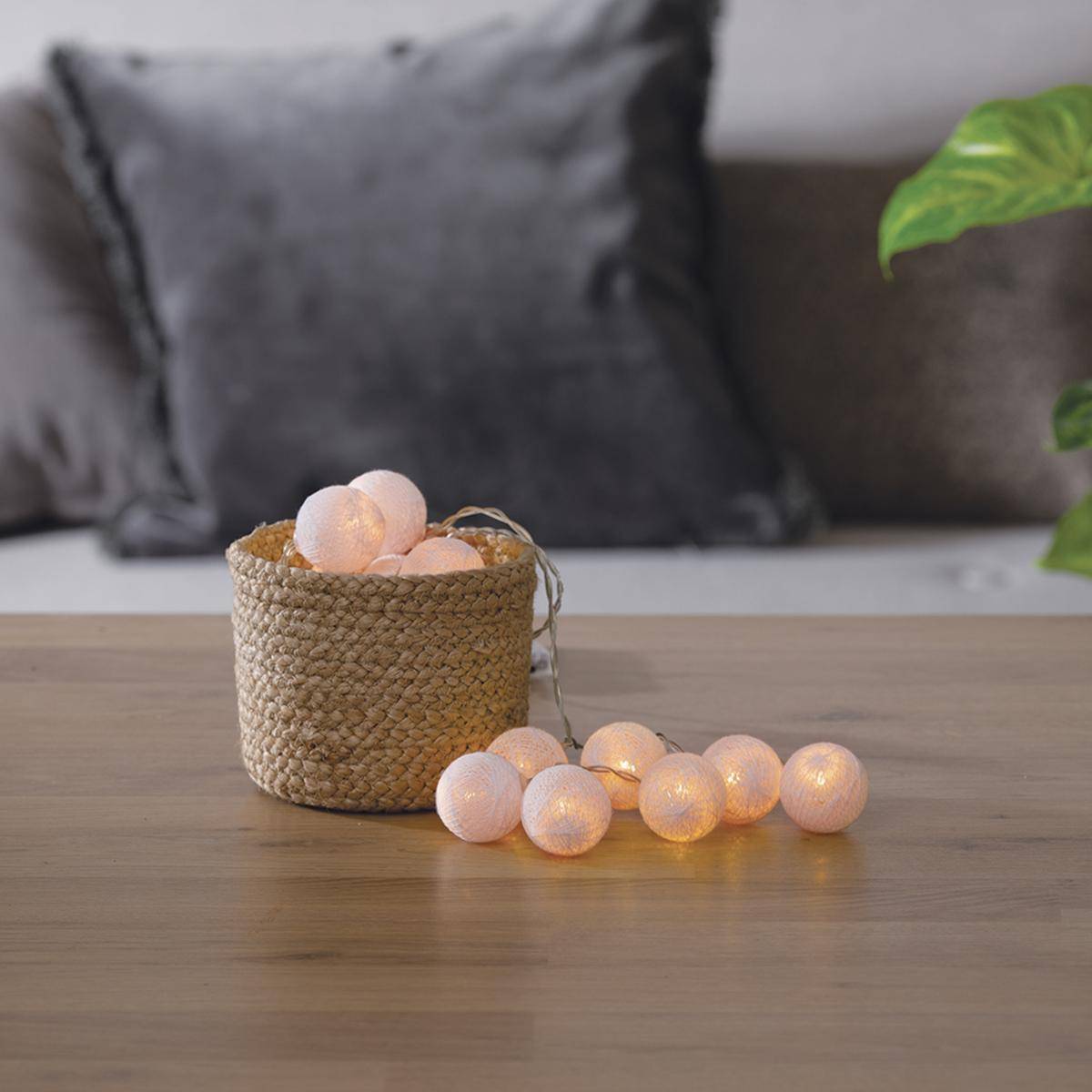 Atmosphera - Guirlande LED 16 boules pile rose clair L255cm - Atmosphera Créateur d'intérieur - Image 3