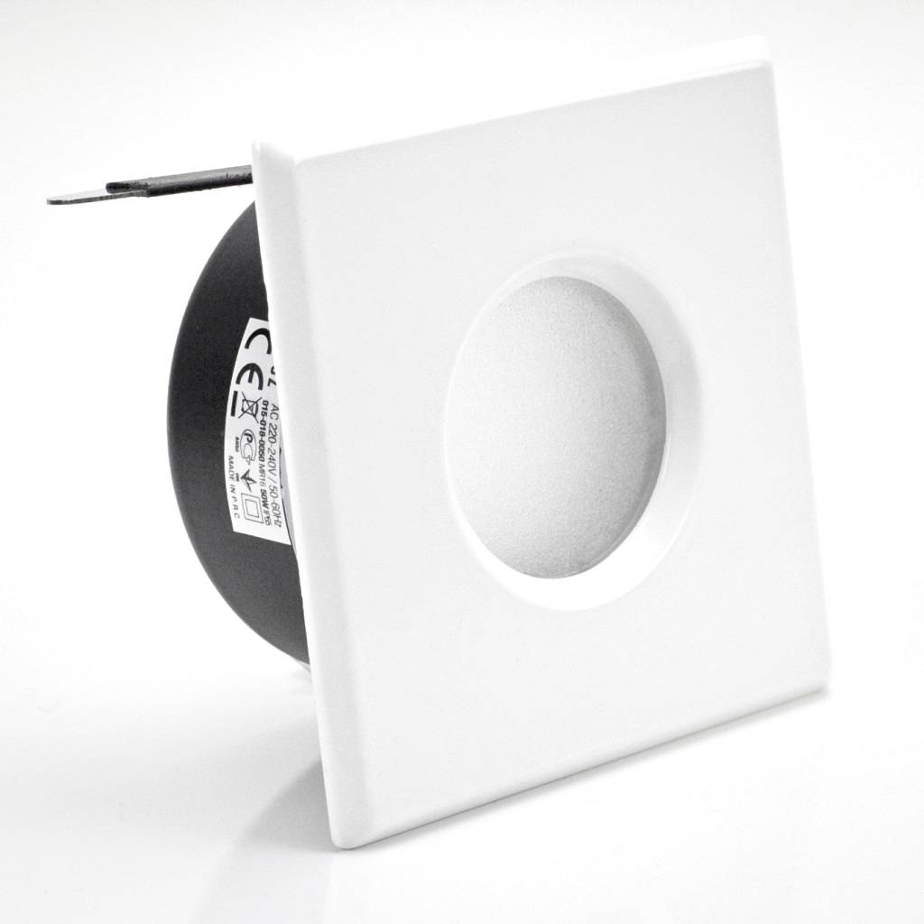 Support downlight carré blanc étanche IP65 Dim 83x83mm - Image 1